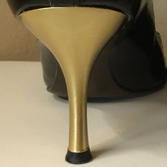 ST JOHN Black Soft Patent with Matte Gold Heel Pumps - Picture 7 of 15
